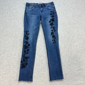 Wit & Wisdom Jeans SZ 2 Medium Wash Denim Frayed Hem Floral Embroidered Low Rise